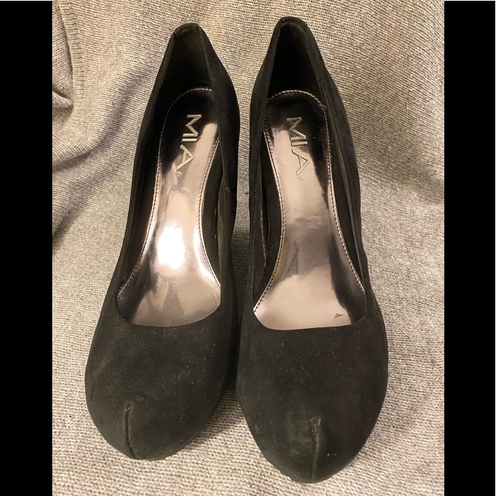 Women’s wedge shoes